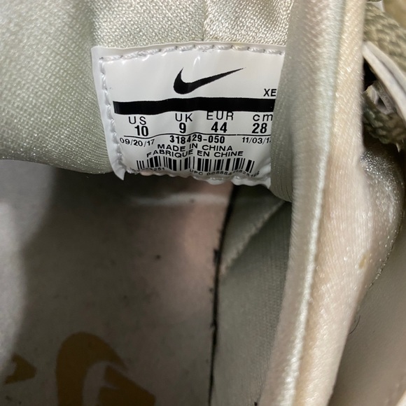 Nike huarache size 10 olive/tan - Picture 5 of 7